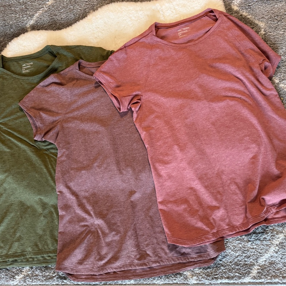 Arc’teryx top bundle